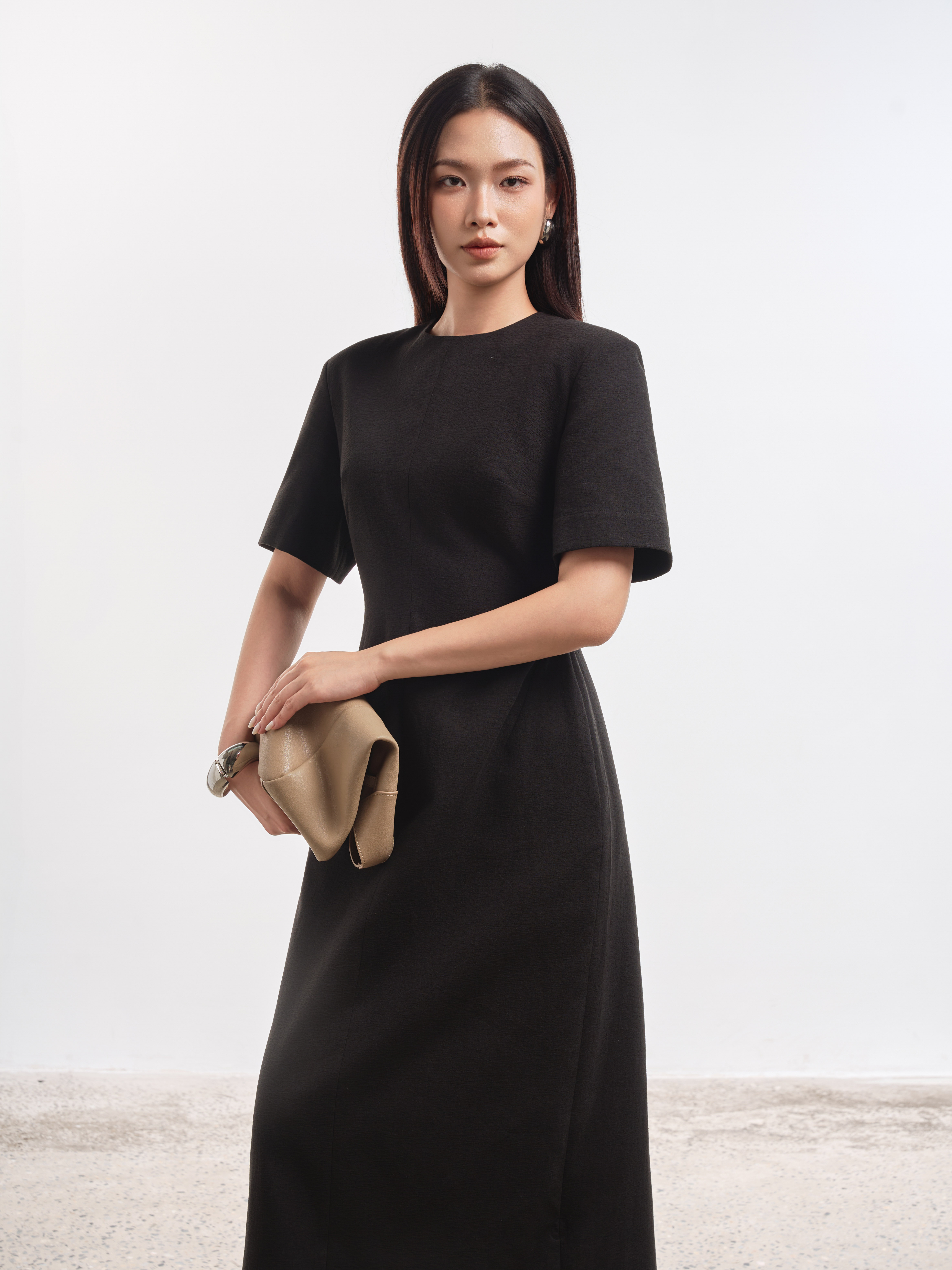 Váy tay lửng thắt rúm eo